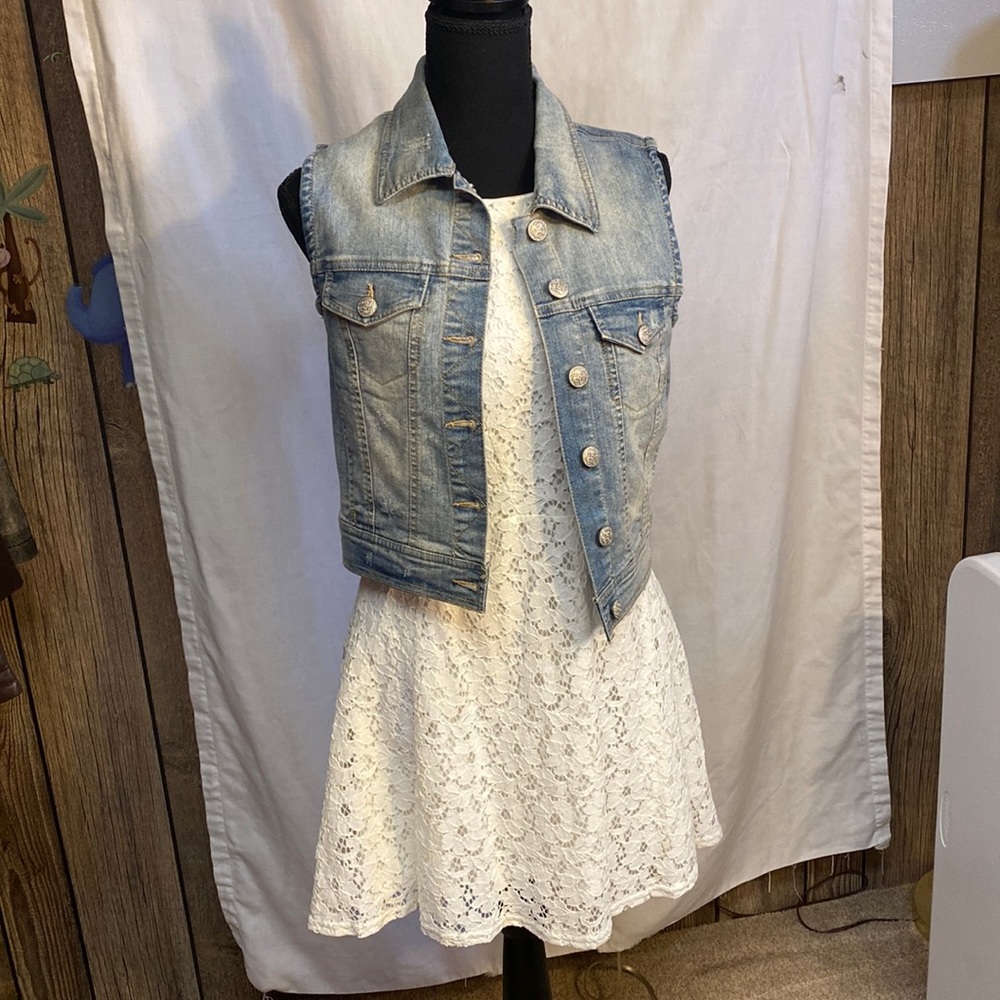 Jean Vest